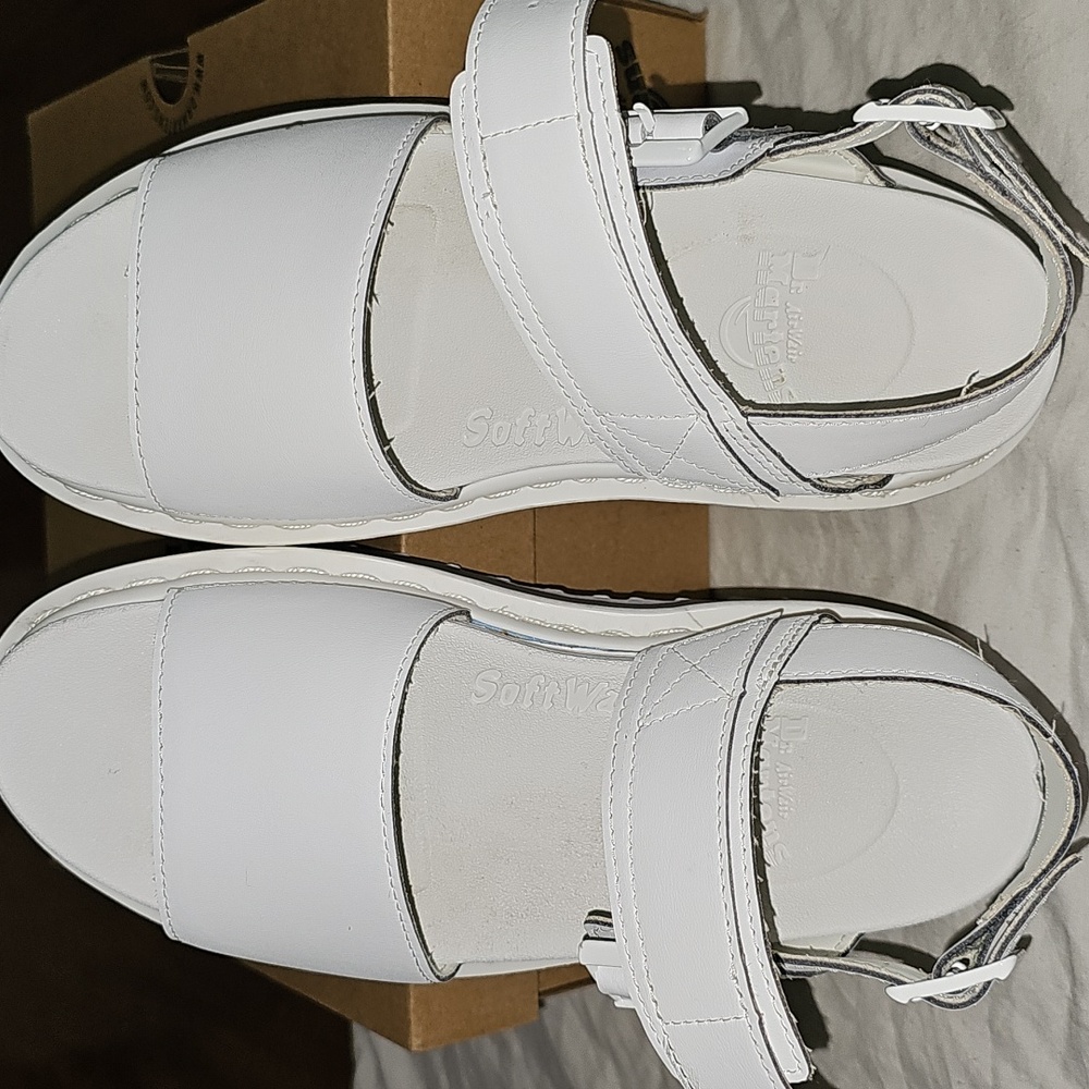 Womens shoes
